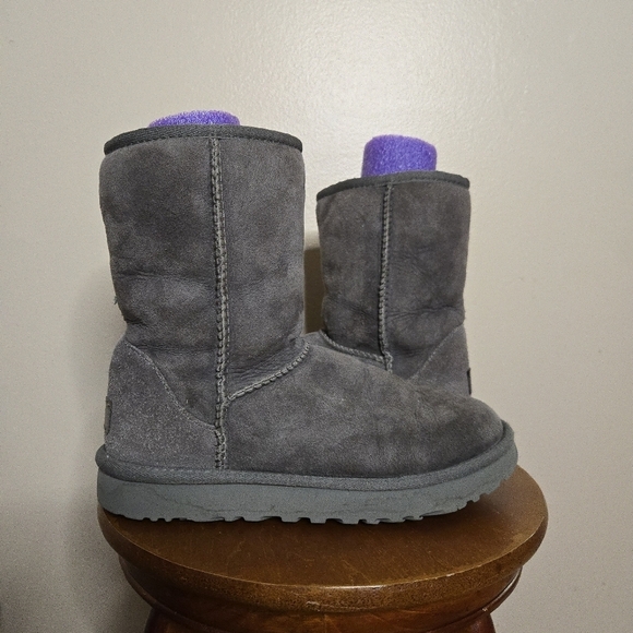 UGG Women's Classic Boots - Picture 1 of 10